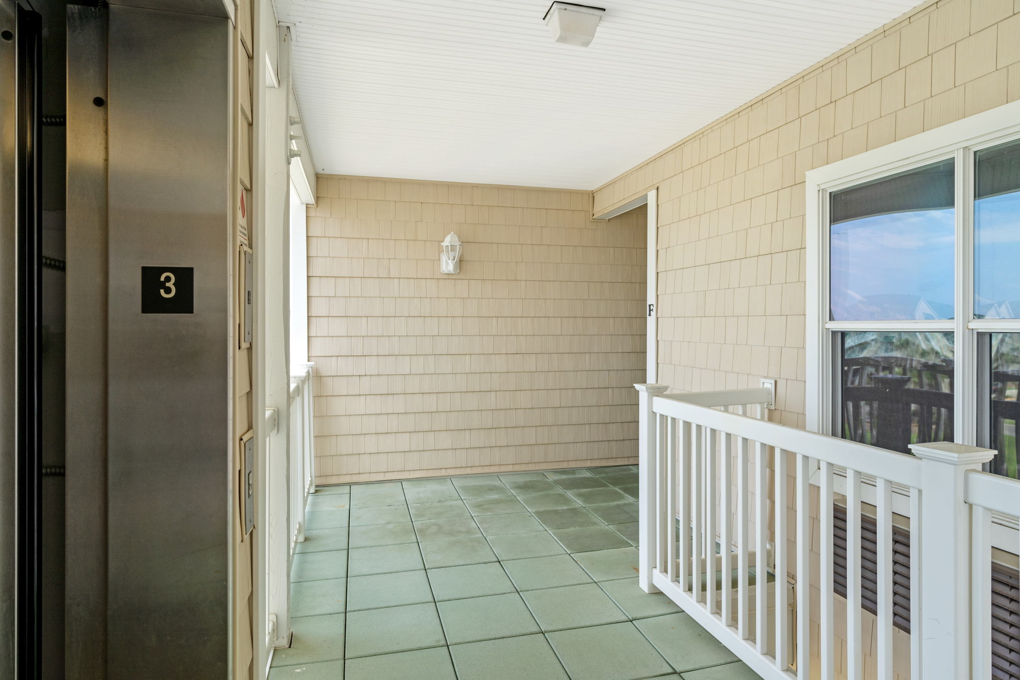 Ocean Isle Beach Condo Vacation Rental at 5F Jan St- Panoramic Paradise.