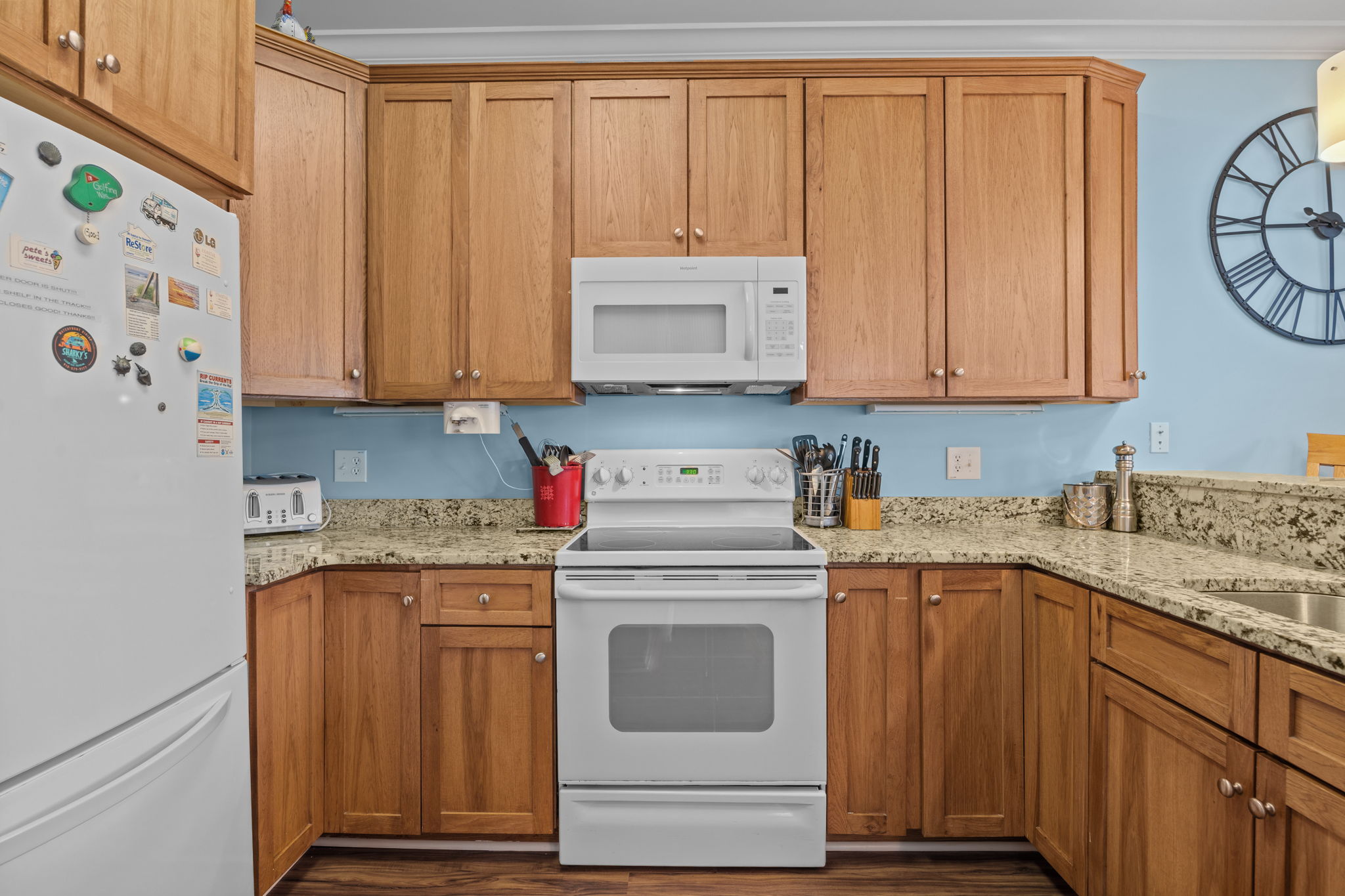luxury four bed 4 bath Ocean Isle Beach condo rental