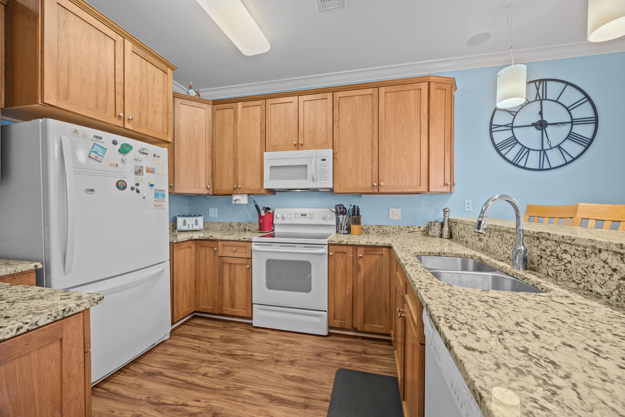 luxury four bed 4 bath Ocean Isle Beach condo rental