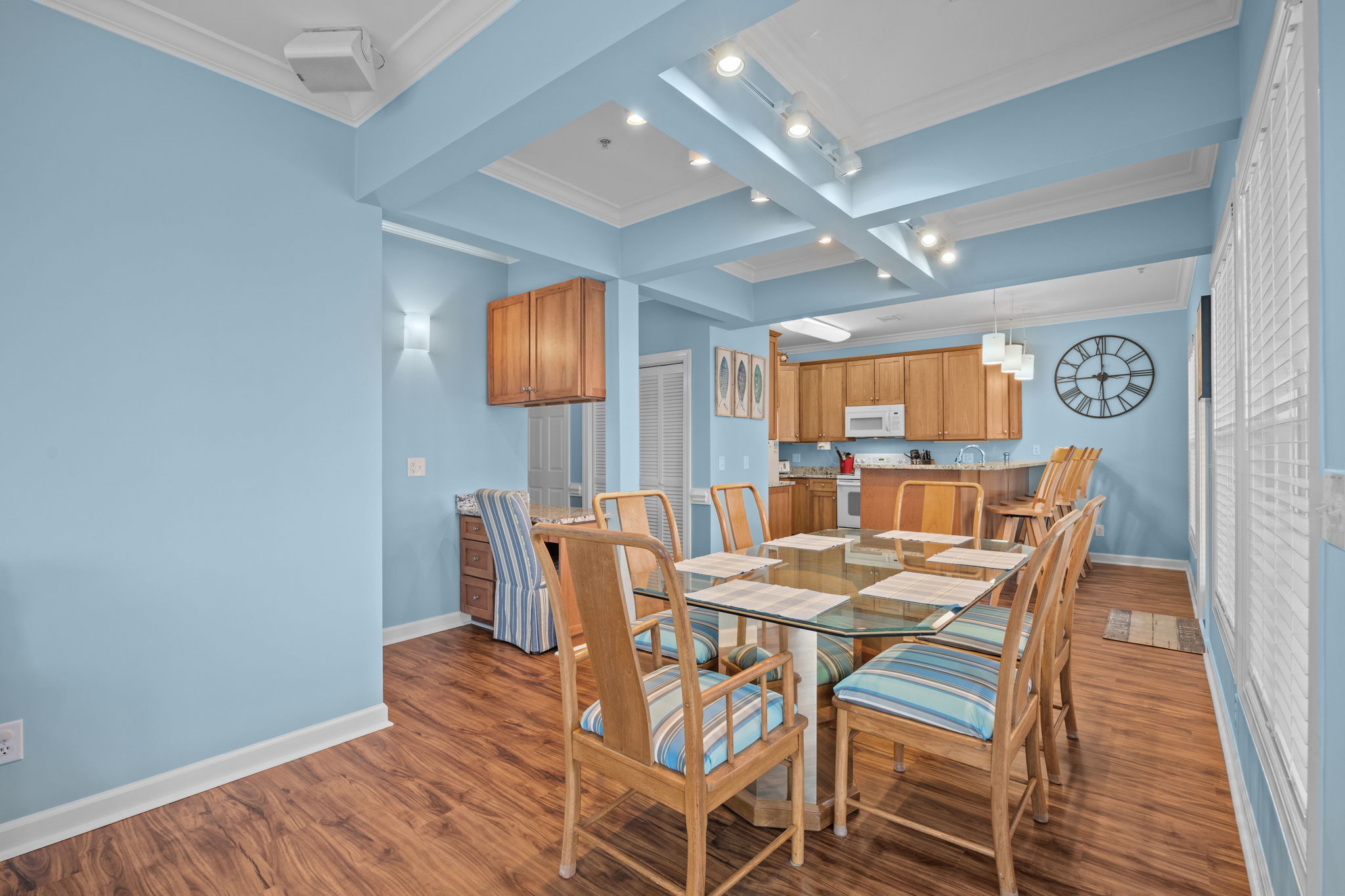 luxury four bed 4 bath Ocean Isle Beach condo rental