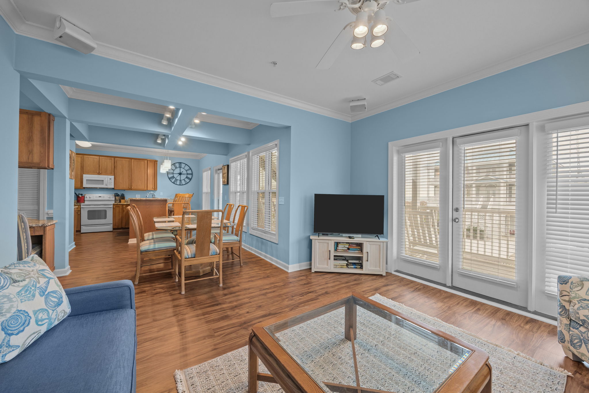 luxury four bed 4 bath Ocean Isle Beach condo rental