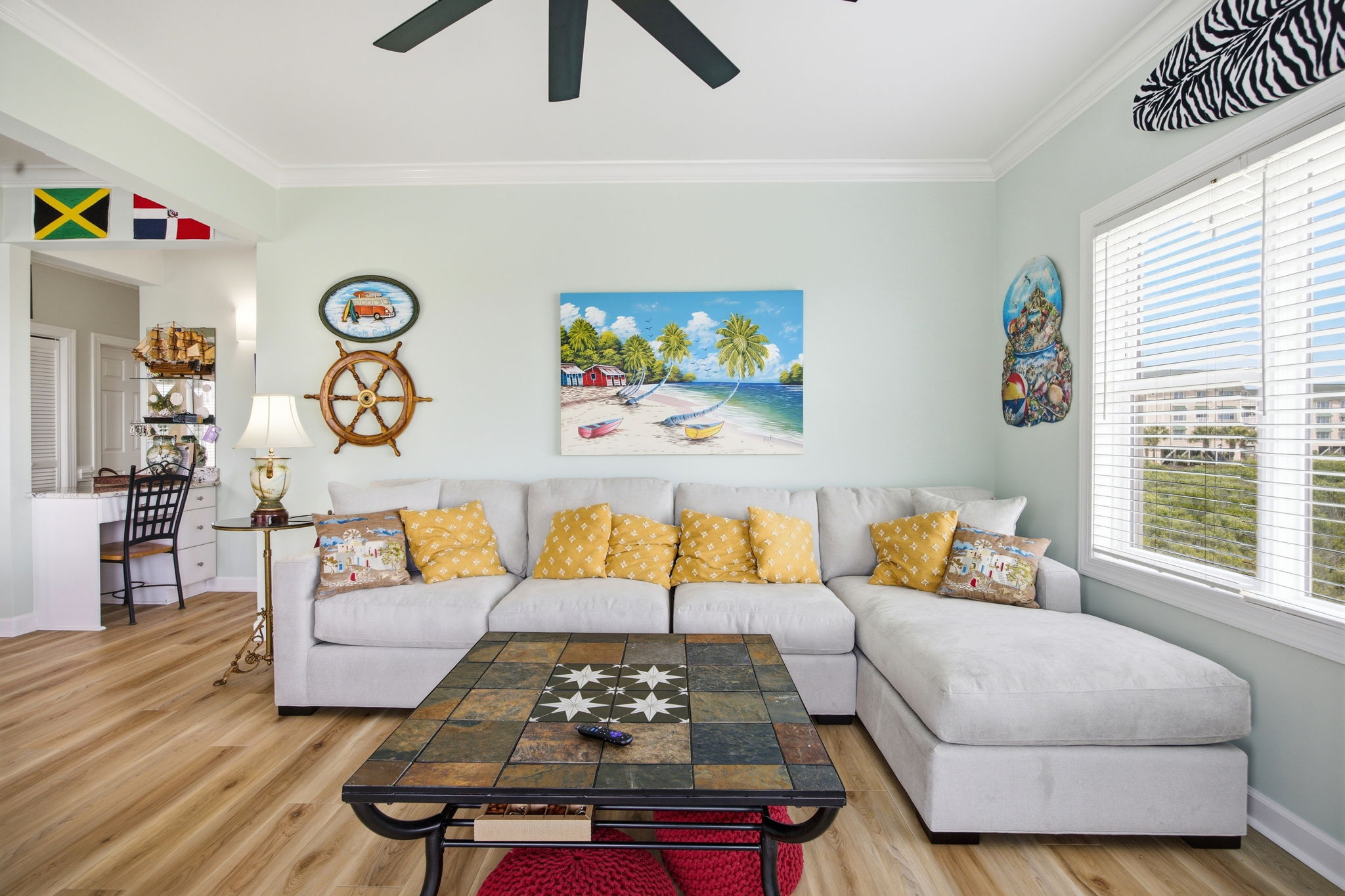 Vacation Condo Sleeps 10, Bedrooms 4, Baths 4 Full