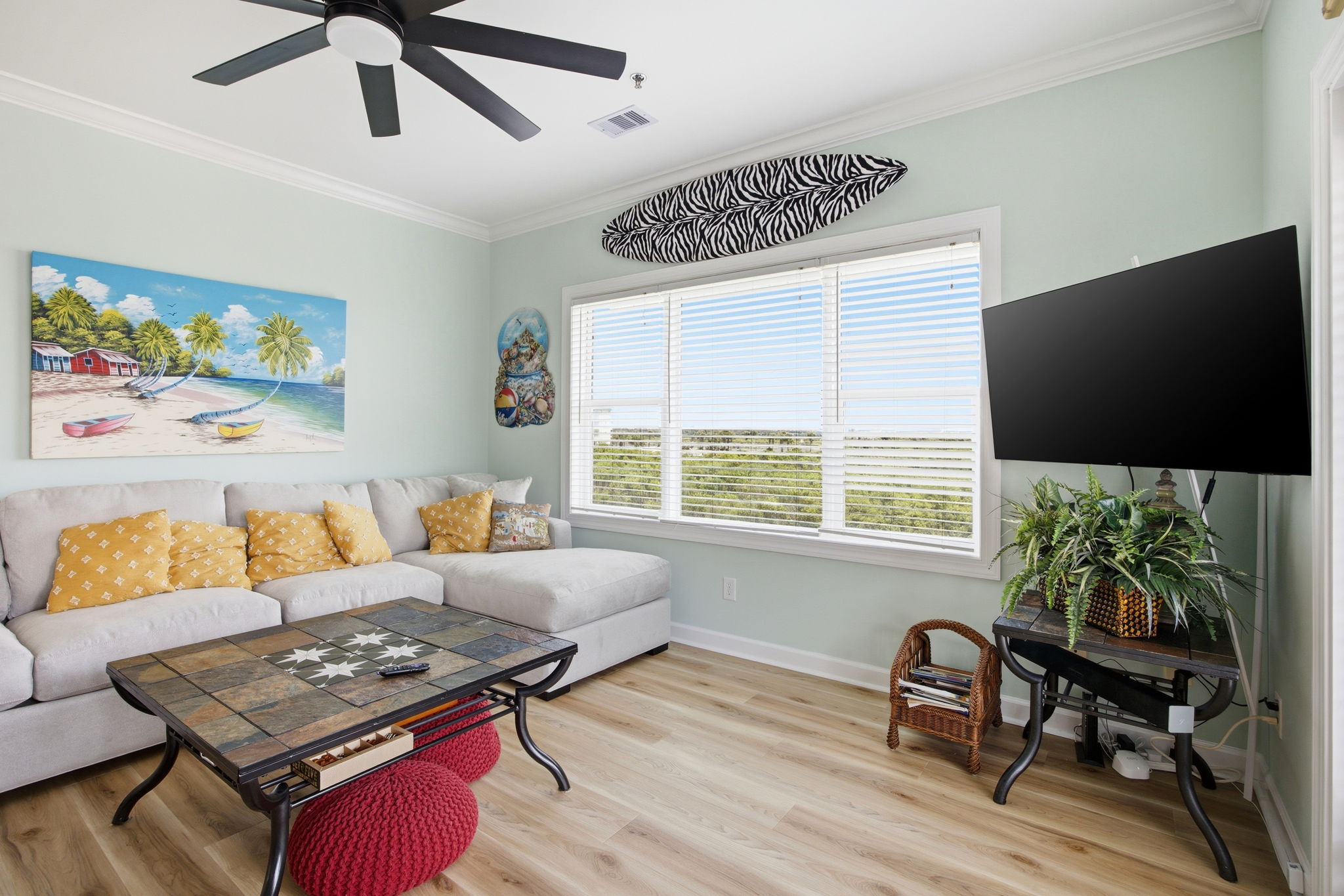 Vacation Condo Sleeps 10, Bedrooms 4, Baths 4 Full