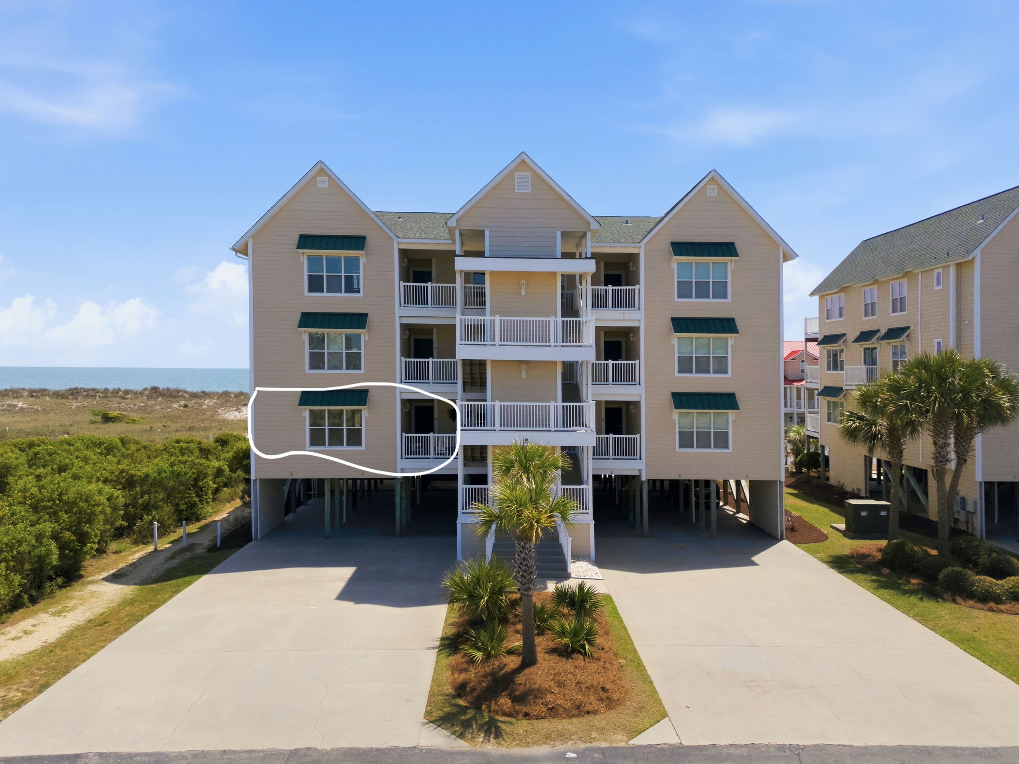 Vacation Condo Sleeps 10, Bedrooms 4, Baths 4 Full