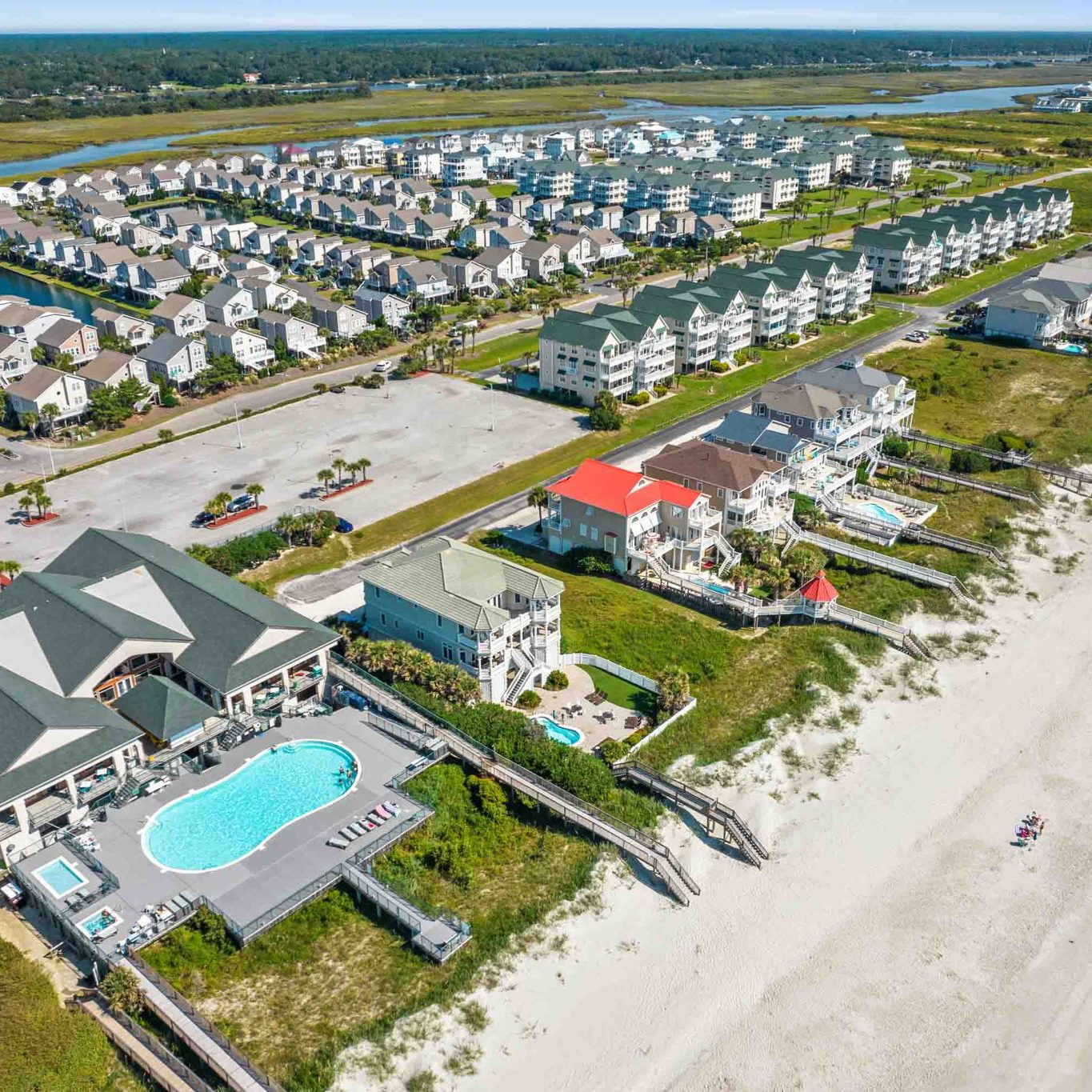 LUXURY FOUR BEDROOM, FOUR BATH VILLA WITH OCEAN VIEWS - 1ST FLOOR UNIT